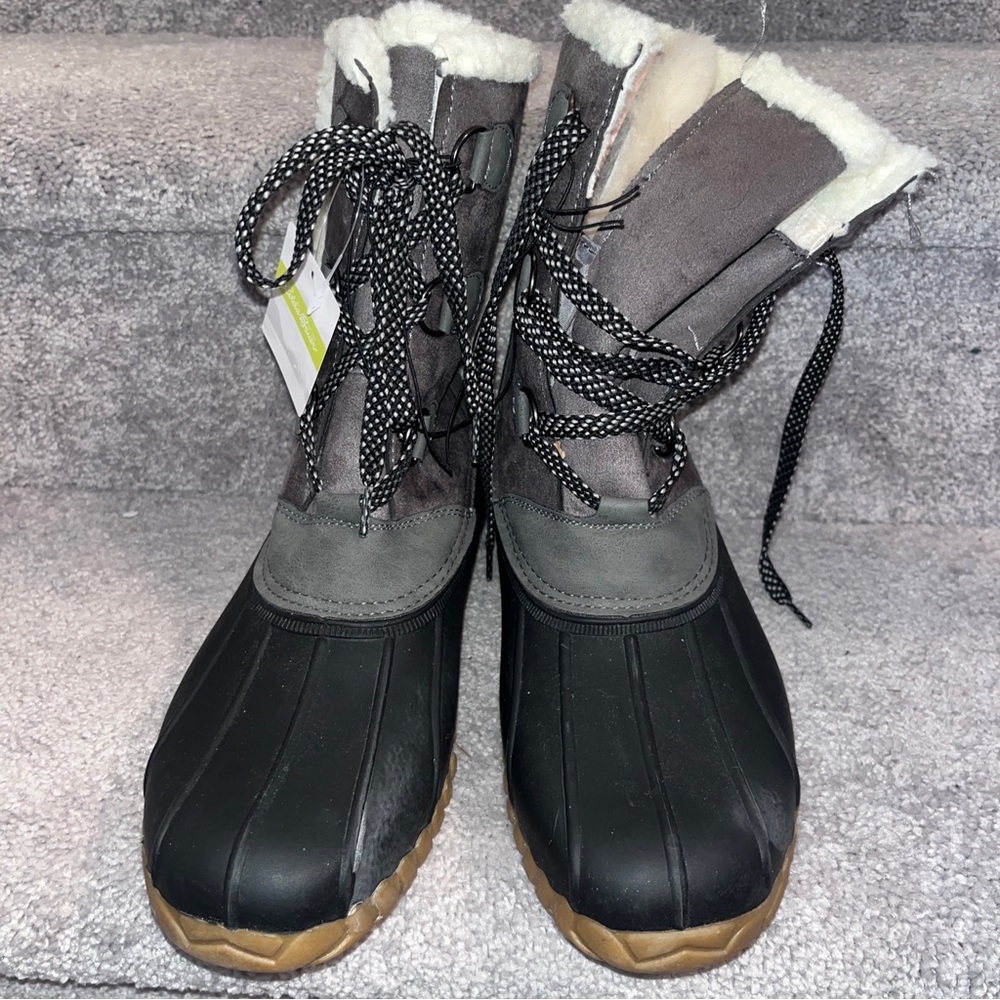 Eddie Bauer Snow boots